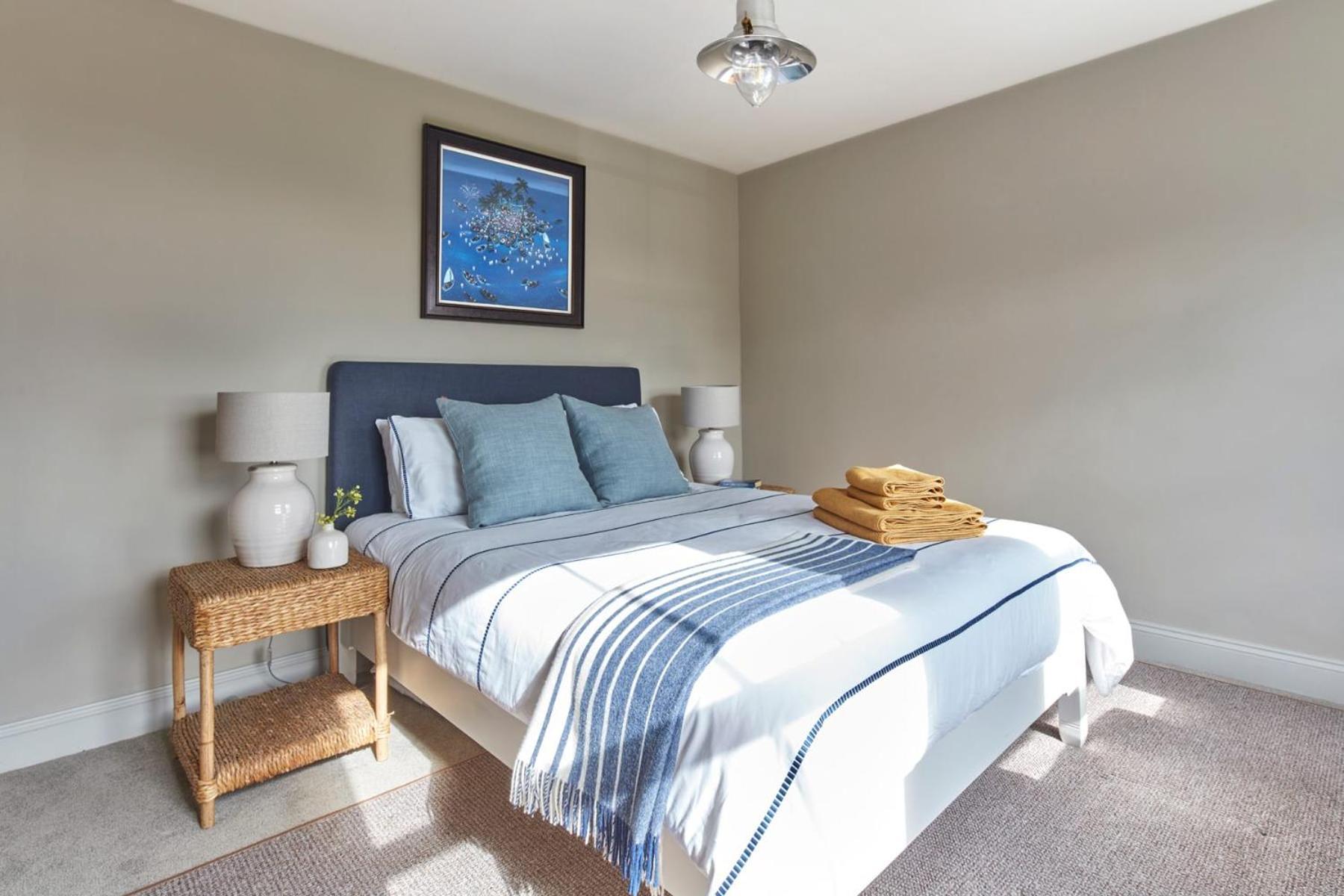 Bosun Cottage - Boutique Retreat On The Beach 迪尔 外观 照片